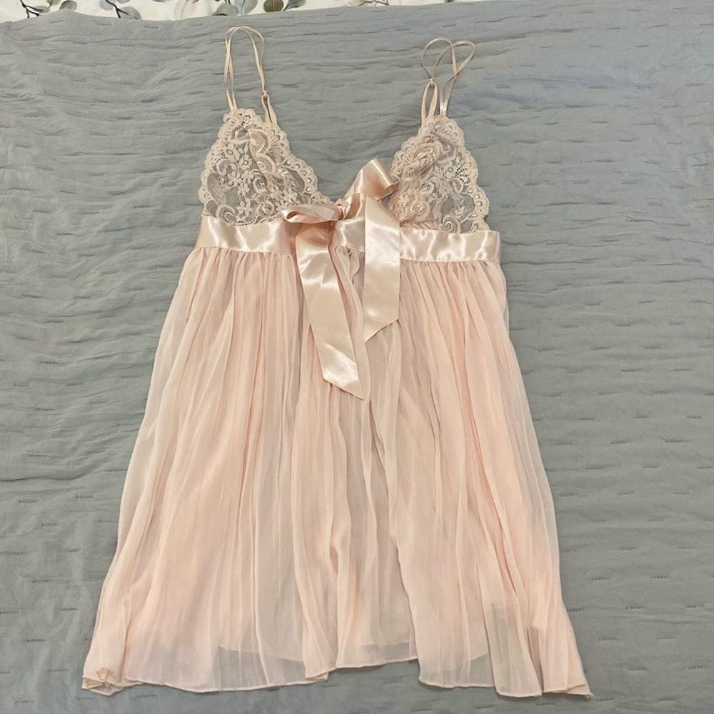 Victoria’s Secret intimate top